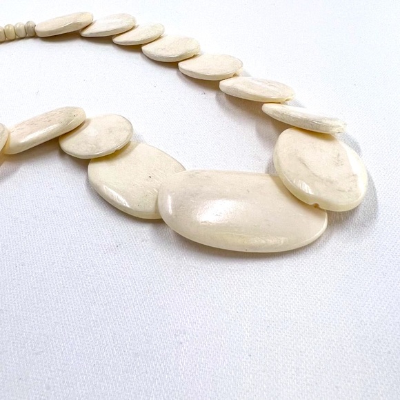 Cream Color Vintage Polished Ox Bone 20” Necklace - Picture 5 of 6